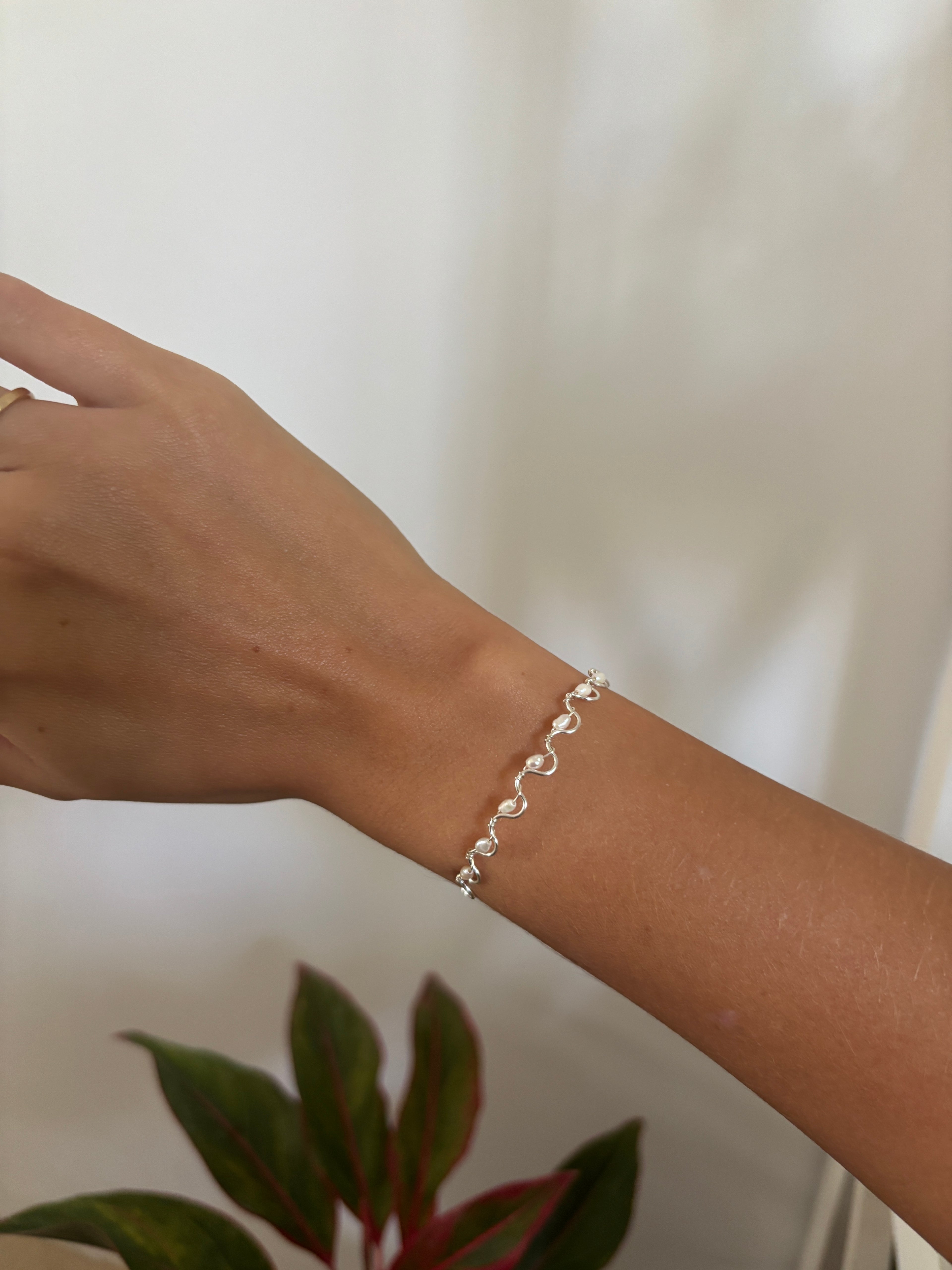 Pearl Wave Bracelet