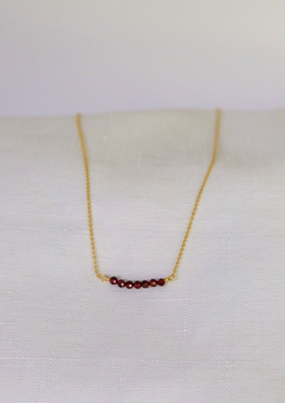 Linea Gemstone Necklace in Garnet