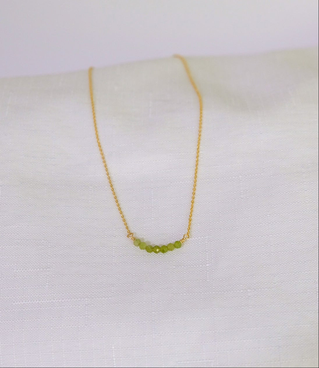 Linea Gemstone Necklace in Peridot