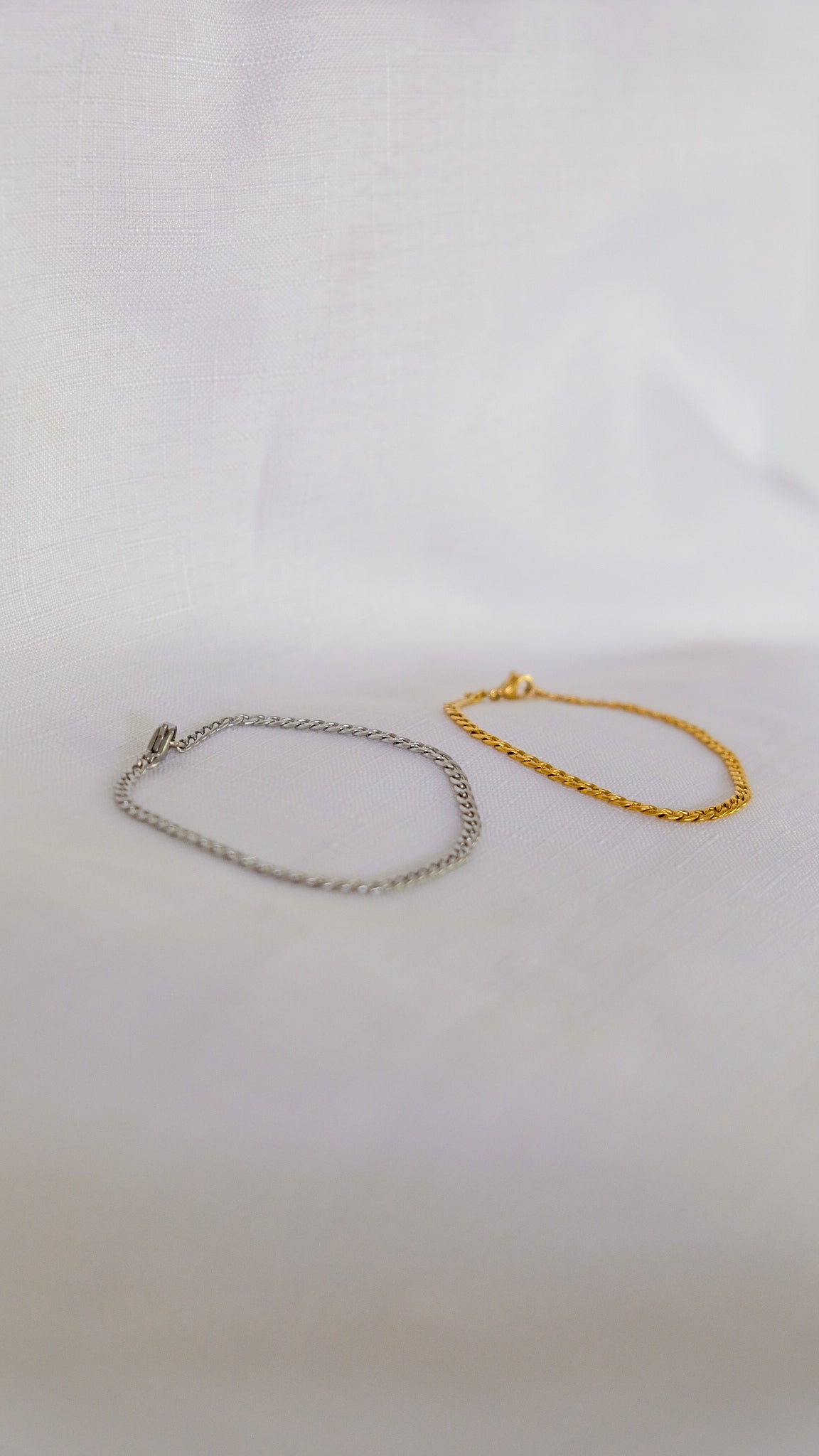 Couple's Chain Bracelet Set
